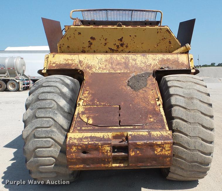 image for item DA8753 1986 Caterpillar 613C elevating scraper