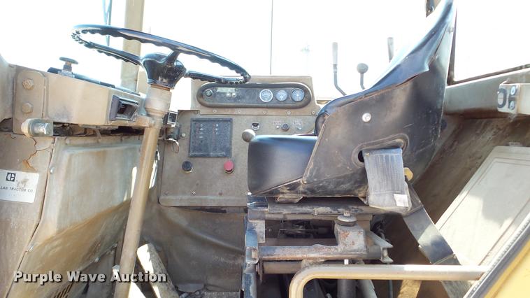 image for item DA8753 1986 Caterpillar 613C elevating scraper