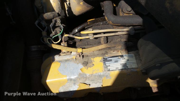 image for item DA8753 1986 Caterpillar 613C elevating scraper