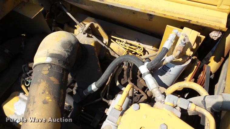 image for item DA8753 1986 Caterpillar 613C elevating scraper