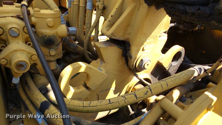 image for item DA8753 1986 Caterpillar 613C elevating scraper