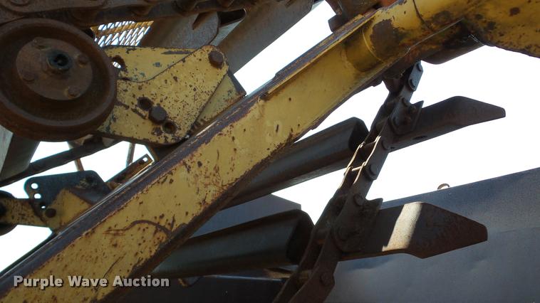 image for item DA8753 1986 Caterpillar 613C elevating scraper