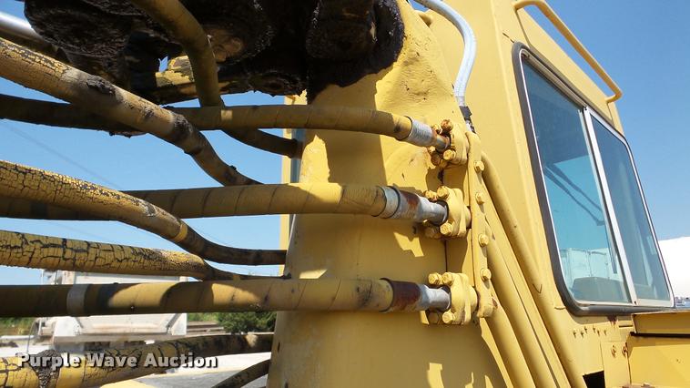 image for item DA8753 1986 Caterpillar 613C elevating scraper