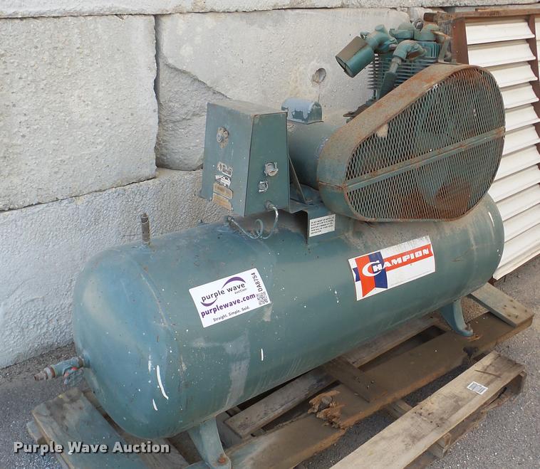 image for item DA8754 Champion P1164 air compressor