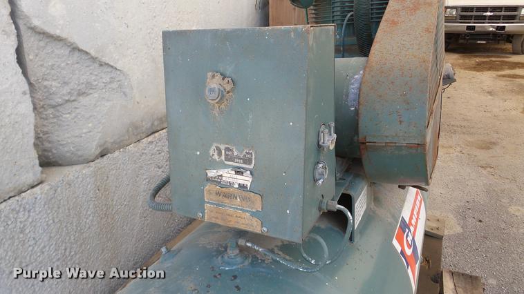 image for item DA8754 Champion P1164 air compressor