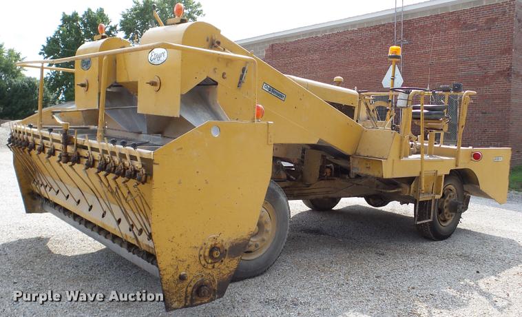 image for item DA8814 Etnyre chip spreader