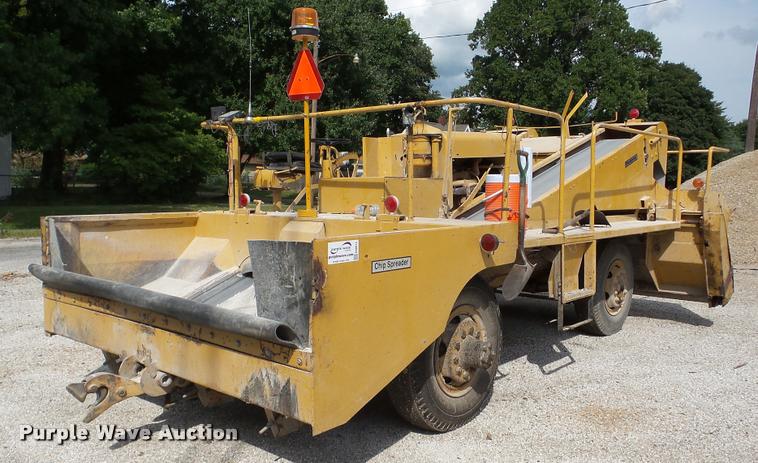 image for item DA8814 Etnyre chip spreader