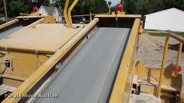 image for item DA8814 Etnyre chip spreader