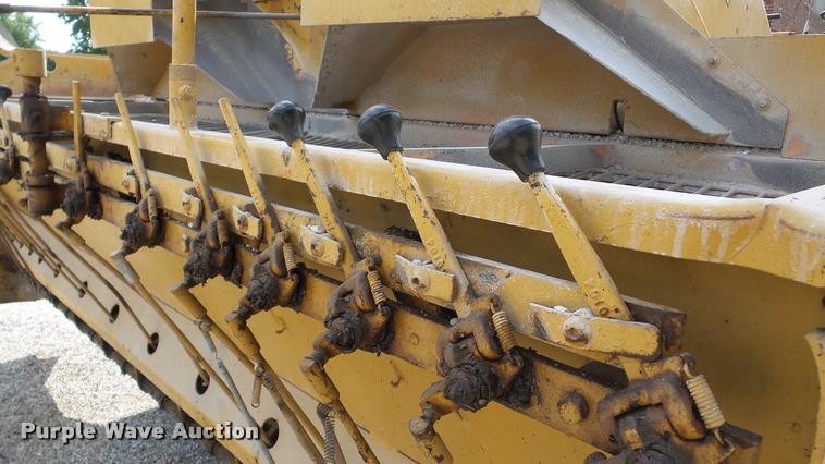 image for item DA8814 Etnyre chip spreader