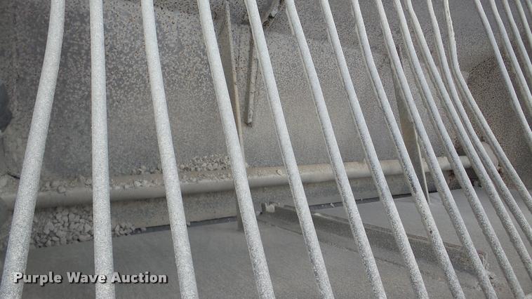 image for item DA8814 Etnyre chip spreader