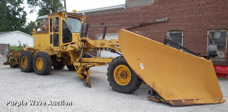 image for item DA8815 Clark Super 301 motor grader