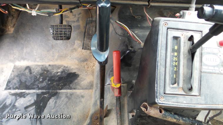 image for item DA8846 1991 Chevrolet Kodiak dump truck