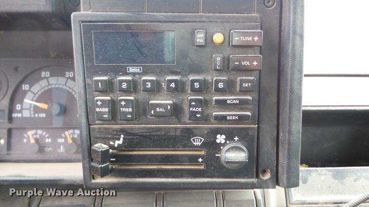 image for item DA8846 1991 Chevrolet Kodiak dump truck