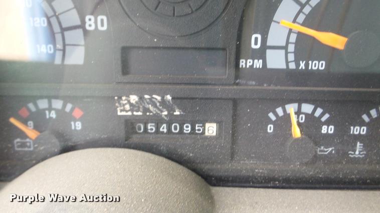 image for item DA8846 1991 Chevrolet Kodiak dump truck