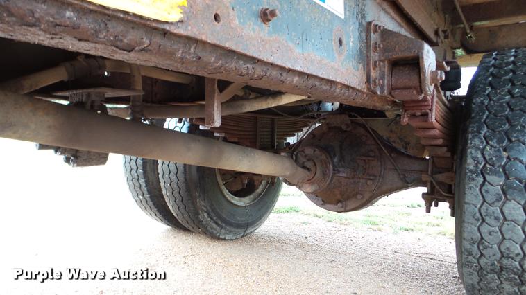 image for item DA8846 1991 Chevrolet Kodiak dump truck