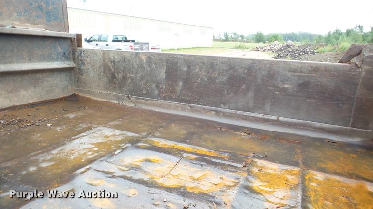 image for item DA8846 1991 Chevrolet Kodiak dump truck