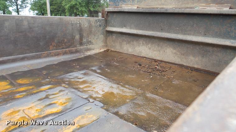 image for item DA8846 1991 Chevrolet Kodiak dump truck