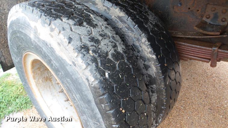 image for item DA8846 1991 Chevrolet Kodiak dump truck