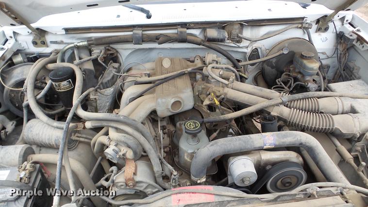 image for item DA8848 1992 Ford F150 pickup truck