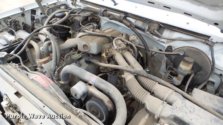 image for item DA8848 1992 Ford F150 pickup truck