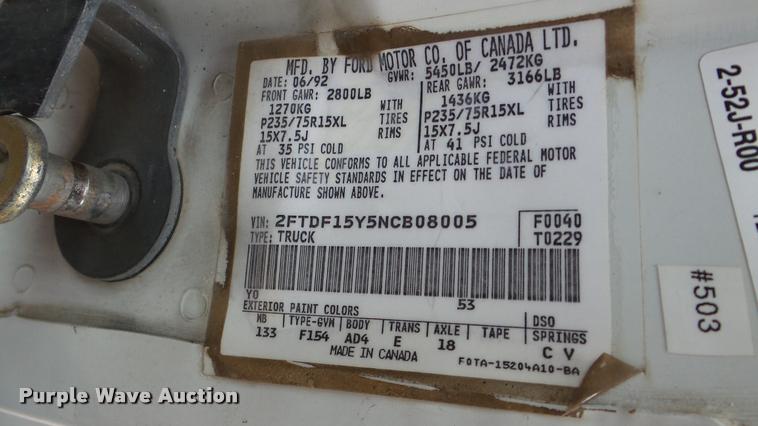 image for item DA8848 1992 Ford F150 pickup truck