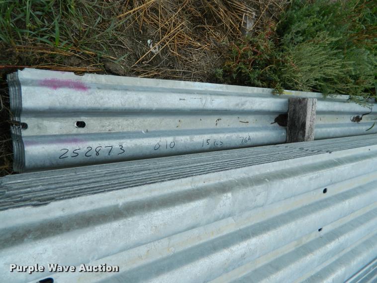 image for item J5091 (57) panels of corrugated decking