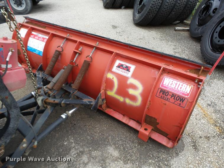 image for item K2092 1996 Ford F250 XL HD pickup truck