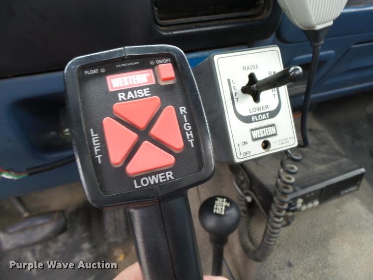 image for item K2092 1996 Ford F250 XL HD pickup truck