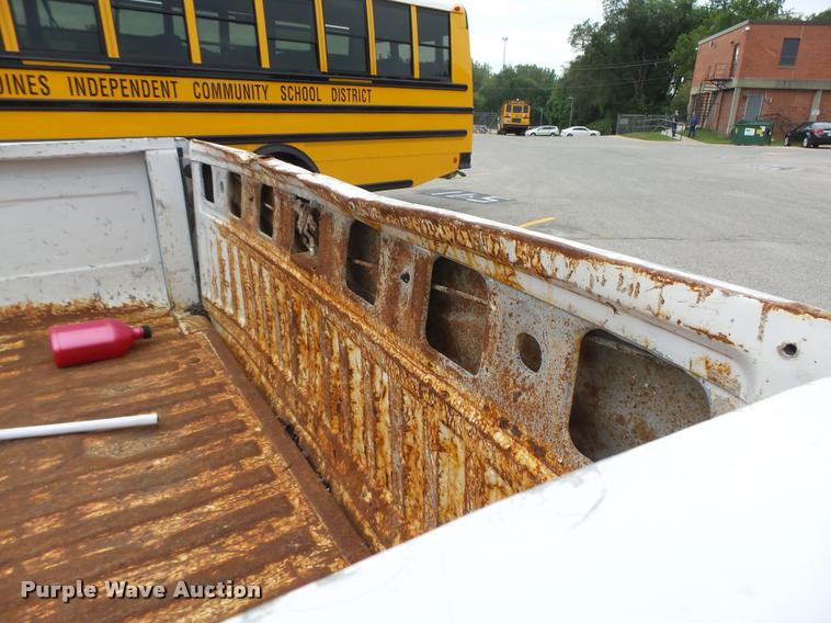 image for item K2092 1996 Ford F250 XL HD pickup truck