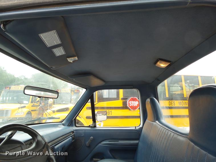 image for item K2092 1996 Ford F250 XL HD pickup truck