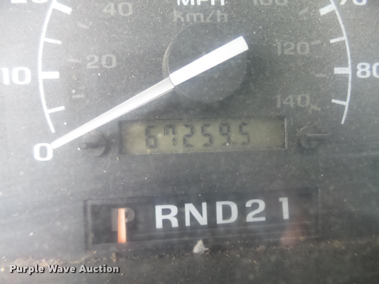 image for item K2092 1996 Ford F250 XL HD pickup truck