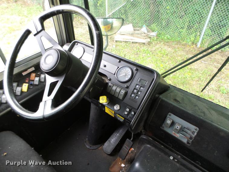 image for item K2093 2009 Thomas Built Saf-T-Liner MVP EF school bus