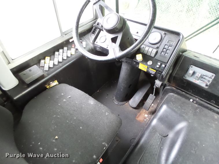 image for item K2093 2009 Thomas Built Saf-T-Liner MVP EF school bus