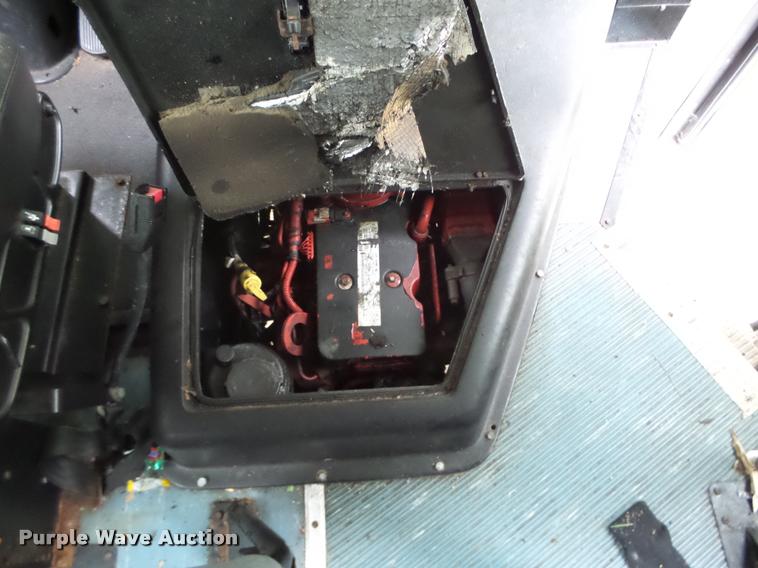 image for item K2093 2009 Thomas Built Saf-T-Liner MVP EF school bus