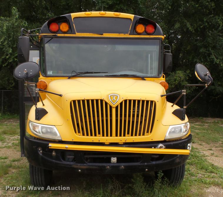 image for item K2096 2006 International CE school bus