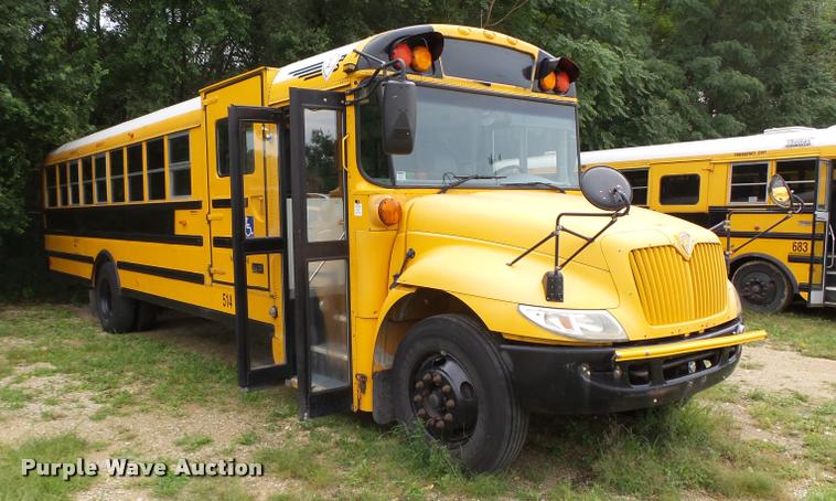 image for item K2096 2006 International CE school bus