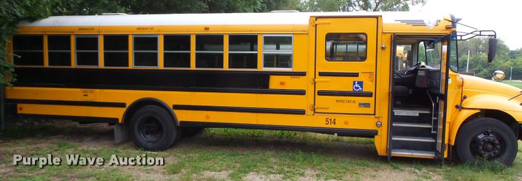 image for item K2096 2006 International CE school bus