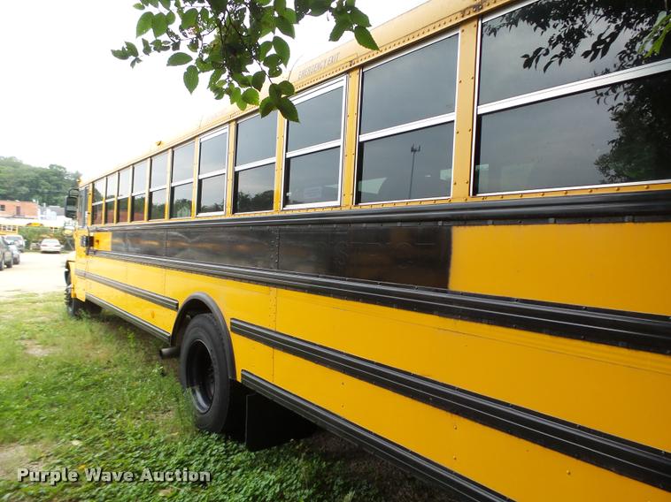 image for item K2096 2006 International CE school bus