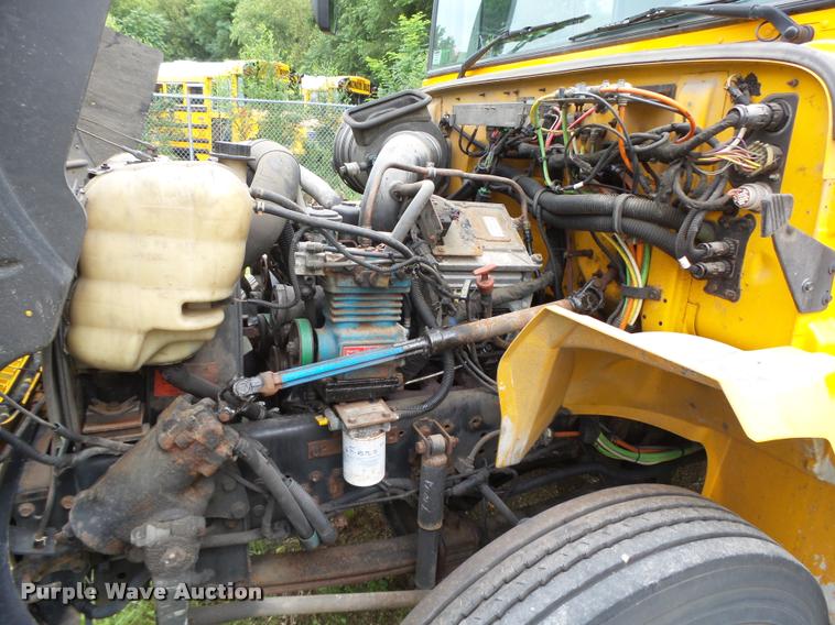 image for item K2096 2006 International CE school bus