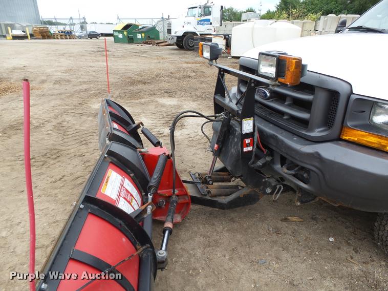 image for item K2138 2001 Ford F250 Super Duty XL pickup truck