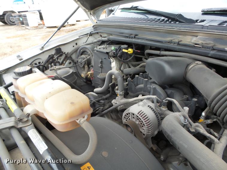 image for item K2138 2001 Ford F250 Super Duty XL pickup truck