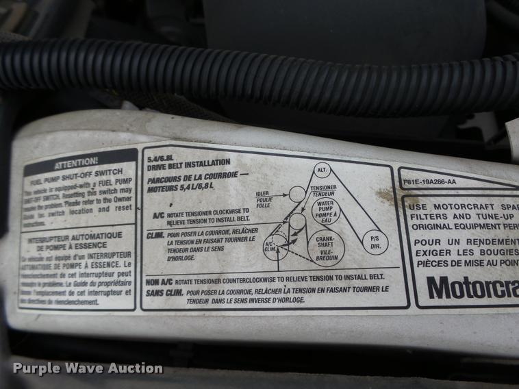 image for item K2138 2001 Ford F250 Super Duty XL pickup truck