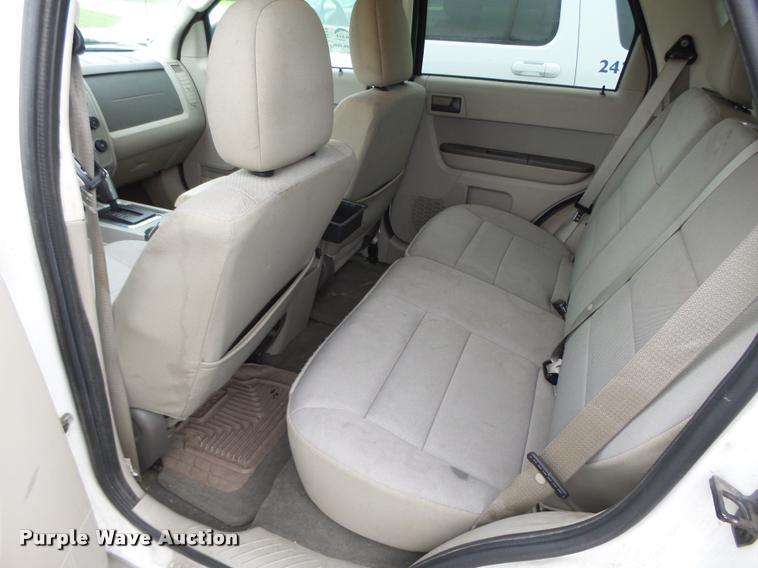 image for item K2140 2012 Ford Escape Hybrid SUV