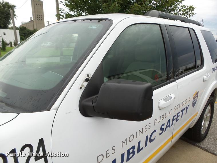 image for item K2141 2008 Ford Explorer XLT SUV