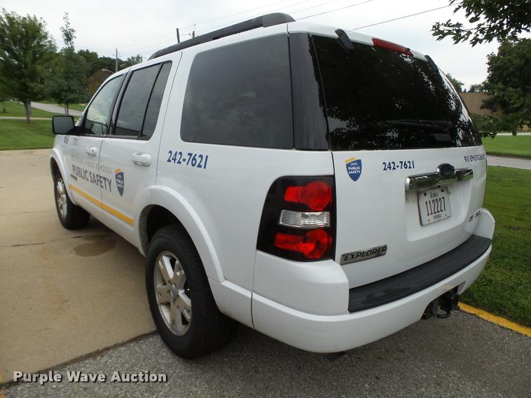 image for item K2141 2008 Ford Explorer XLT SUV