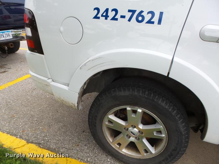image for item K2141 2008 Ford Explorer XLT SUV