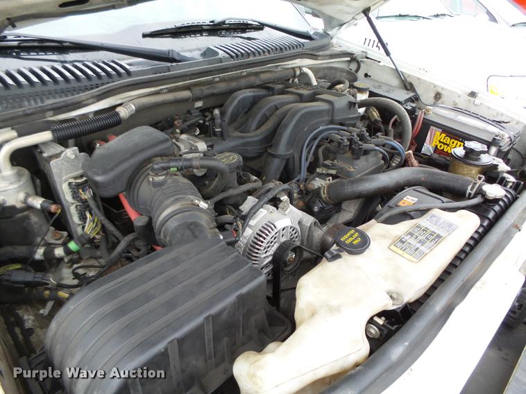 image for item K2141 2008 Ford Explorer XLT SUV