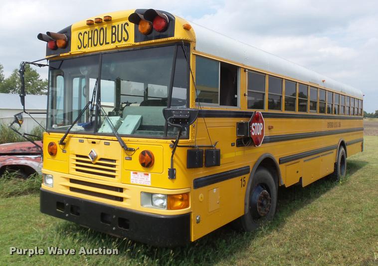 image for item K3017 2002 International Genesis school bus