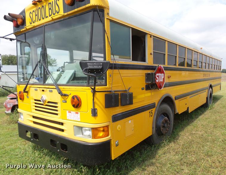 image for item K3017 2002 International Genesis school bus