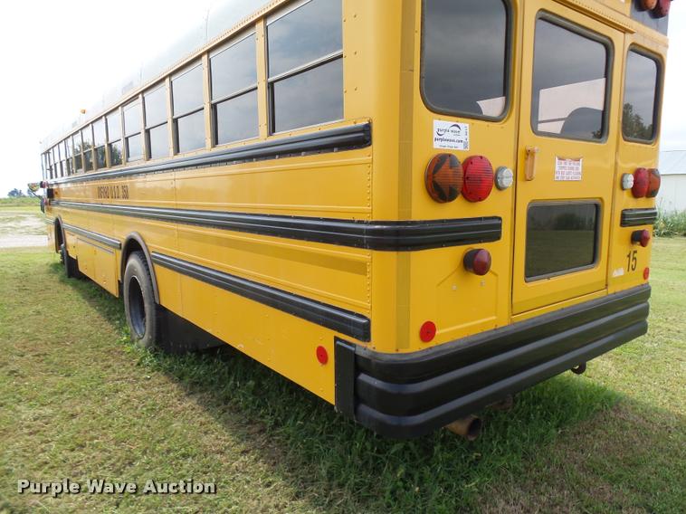 image for item K3017 2002 International Genesis school bus